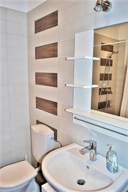 Orangehomes Kalvin Sq 2 Bedroom Apartment Будапешт Экстерьер фото